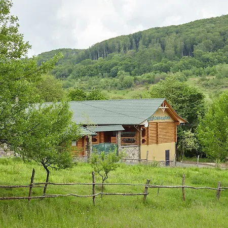 Gasthof Chudodievo In Chynadievo Mini-hotel *